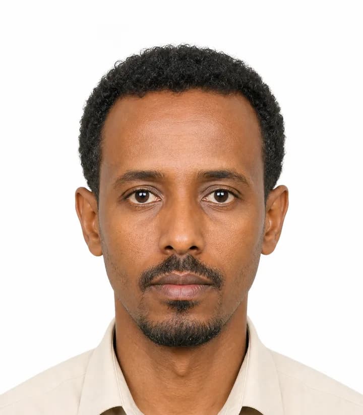 Finished compliant Eritrea passport photo (35 x 45 mm) on a plain background
