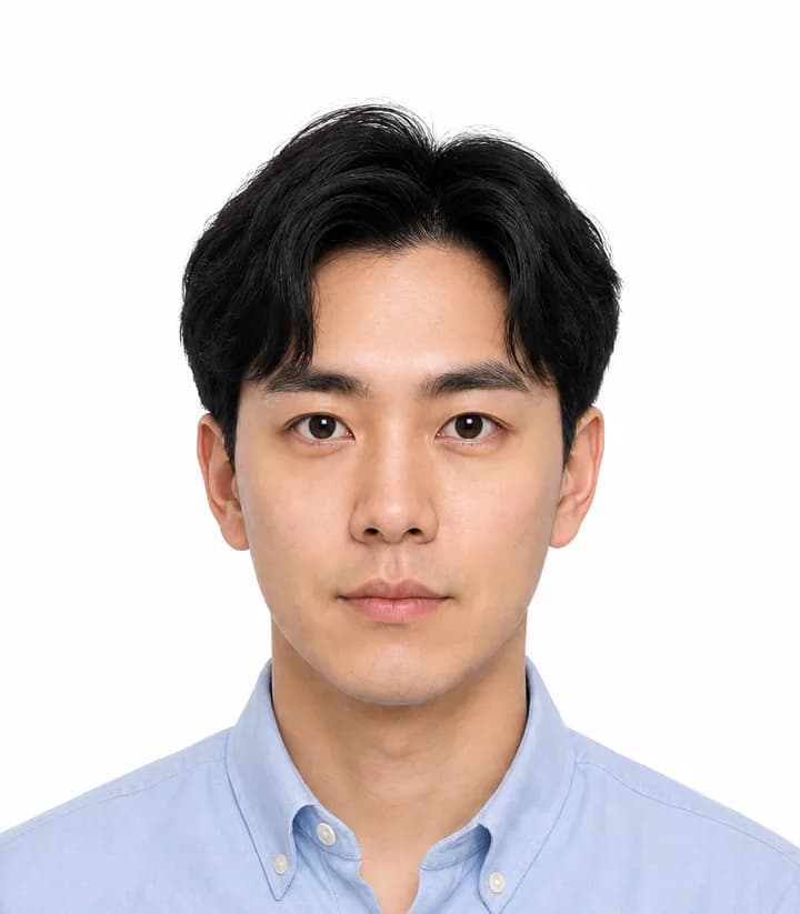 Finished compliant South Korea passport photo (35 x 45 mm) on a plain background